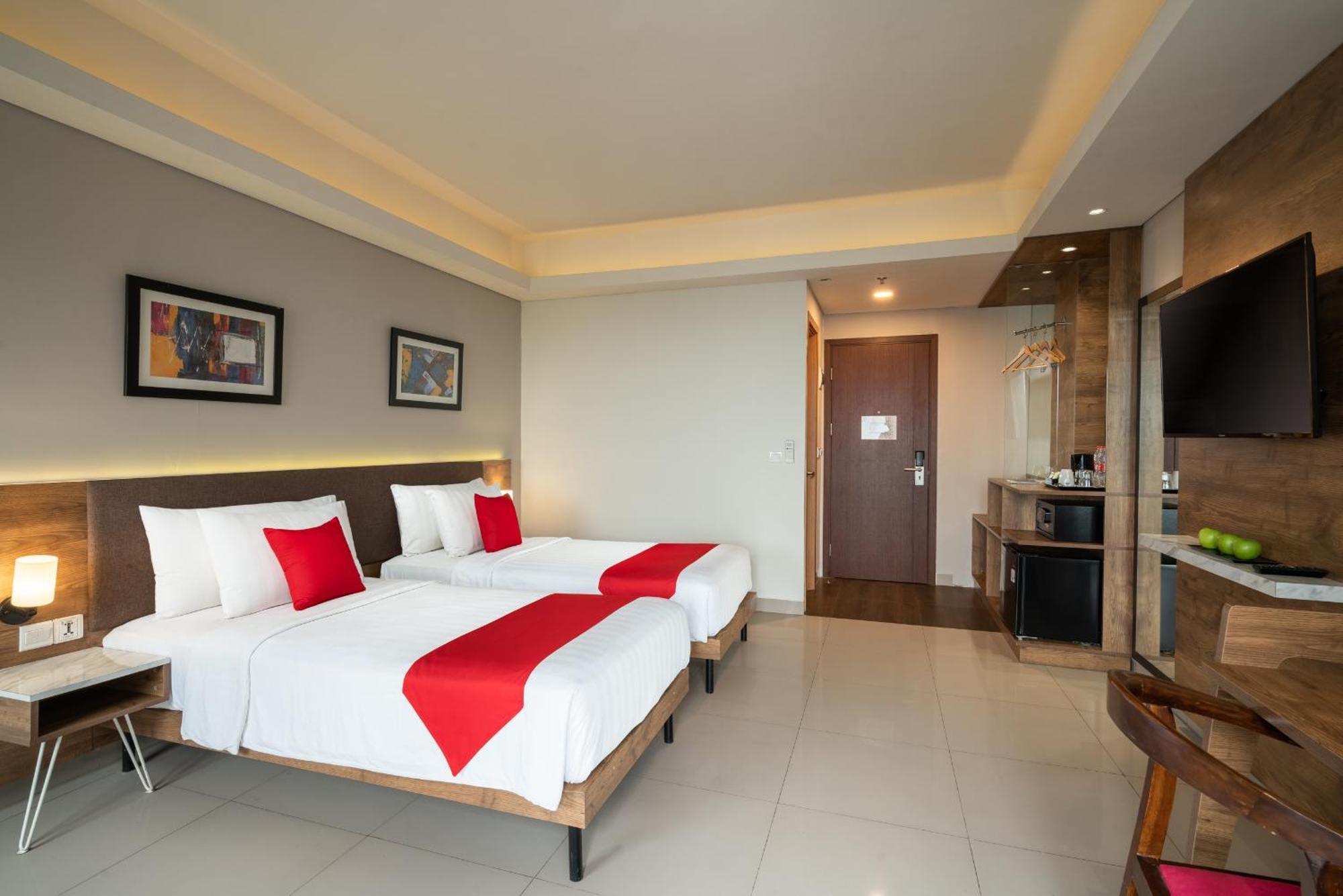 Ramada By Wyndham Serpong Kültér fotó