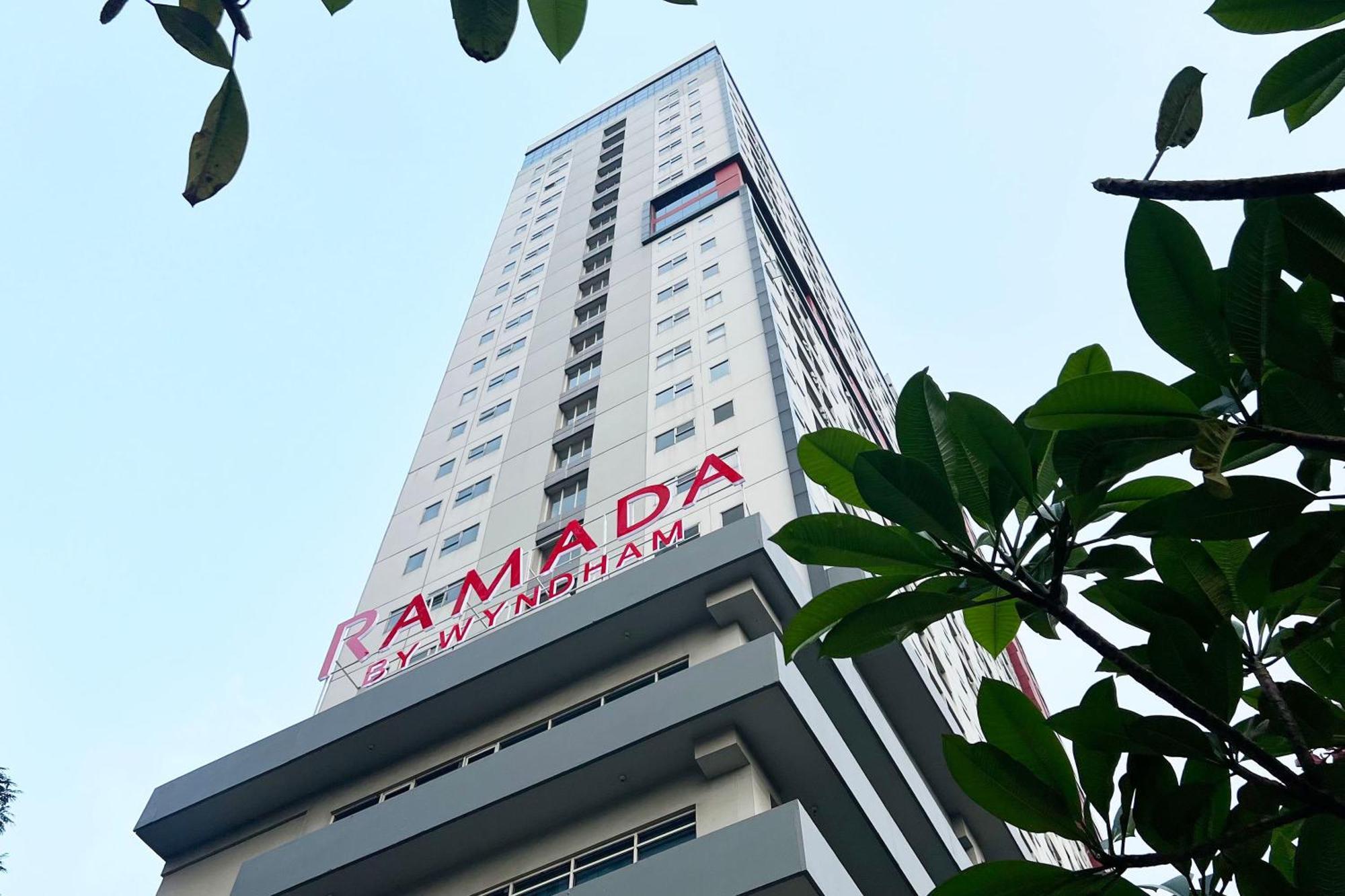 Ramada By Wyndham Serpong Kültér fotó