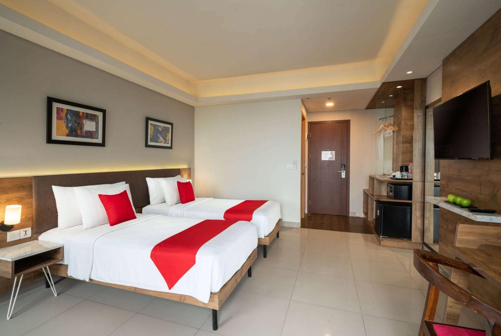 Ramada By Wyndham Serpong Kültér fotó